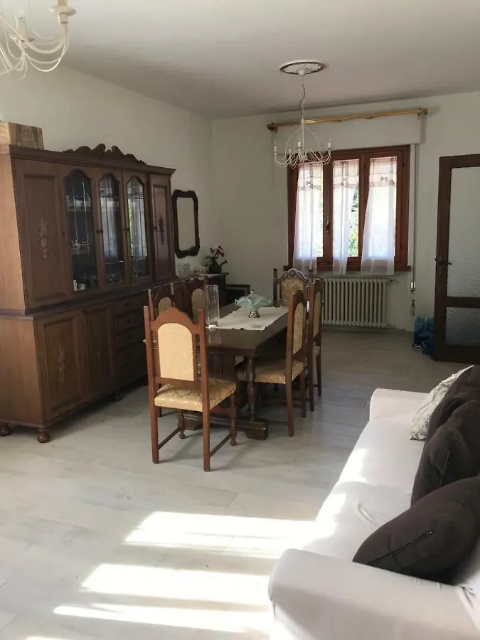 Villa Ester Camaiore 0*,  Italia